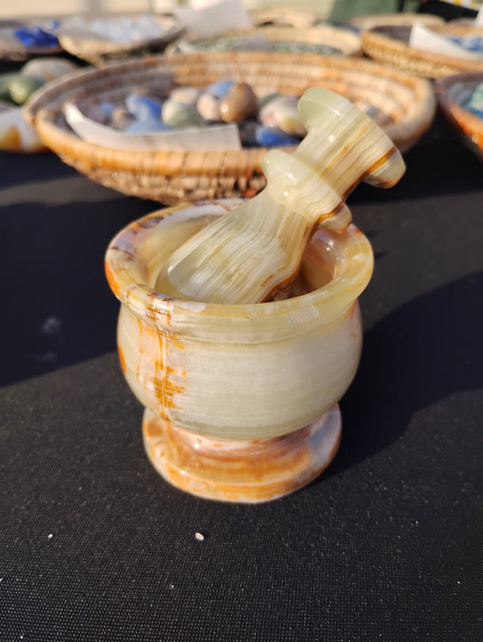 Small mortar and pestle