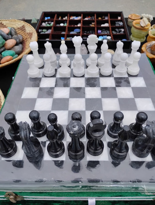 Hand carved marble chessboard w/case